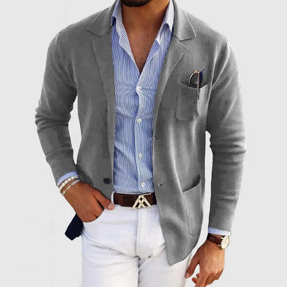 Nico – Elegant men’s blazer with lapel and buttons