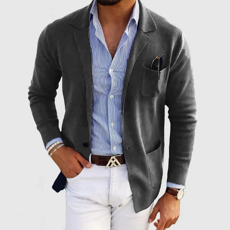 Nico – Elegant men’s blazer with lapel and buttons